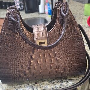 Elegant Brown Crocodile-Embossed Women's Bag
